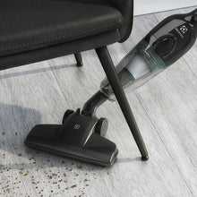 Carregar imagem no visualizador da galeria, Aspirador de Pó Vertical 1000W PowerSpeed Electrolux 2 em 1 (STK12)